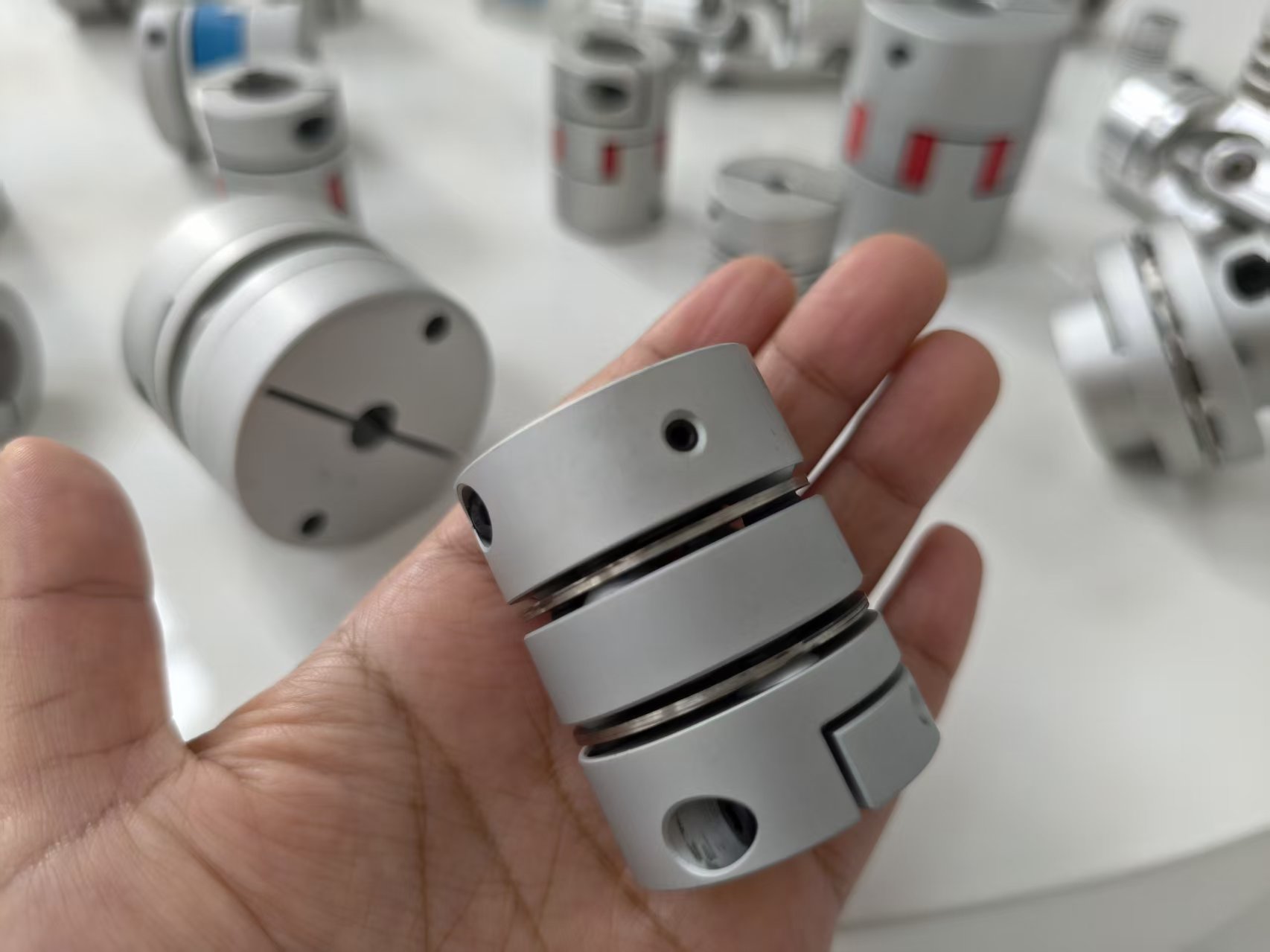 Ang RSK-CPL Durable Diaphragm Disc Aluminum Alloy Coupling Clamp Type ay nagbabayad para sa angular at axial deviations